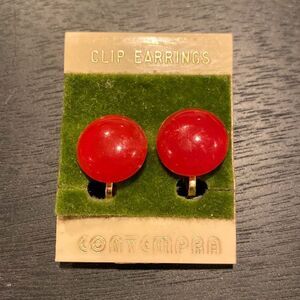 Contempra Vintage Clip Earrings